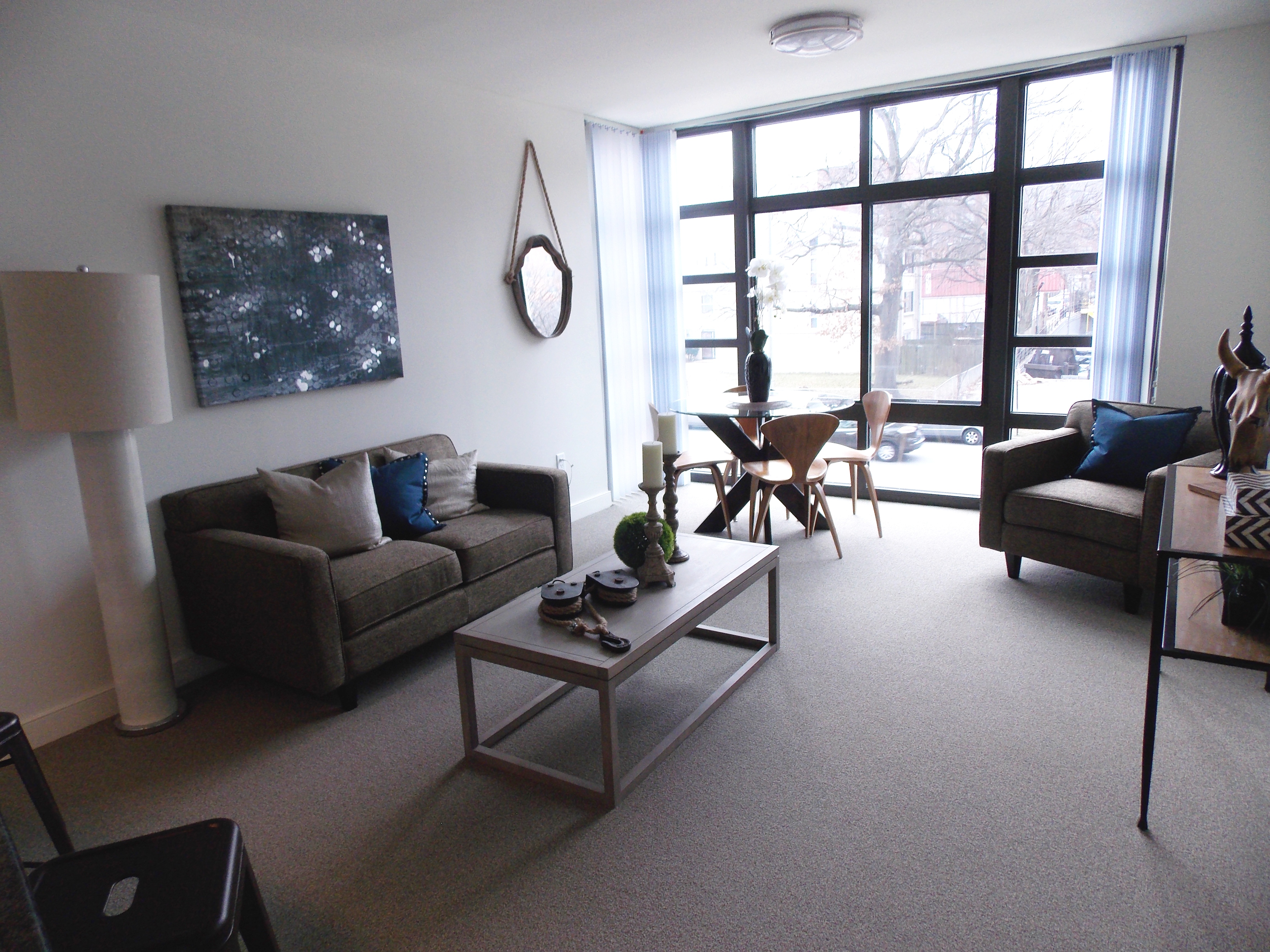 1 bedroom livingroom - Columbus Property Management